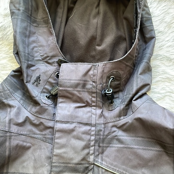 Burton The White Collection Snowboard Jacket - Picture 4 of 10